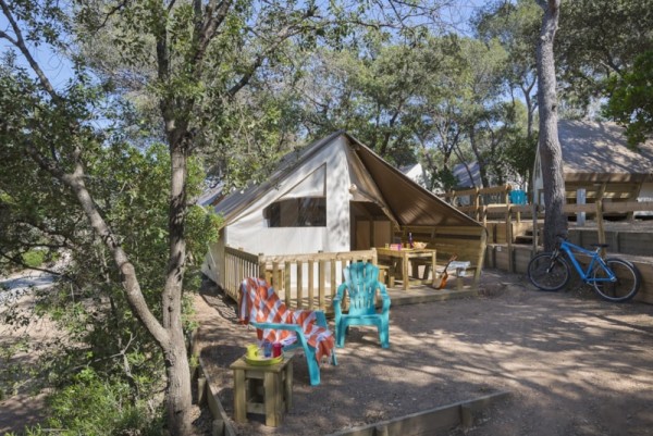 Cabane Toilée FAMILLE 4 Ppl. - Camping LA PRESQU'ILE DE GIENS