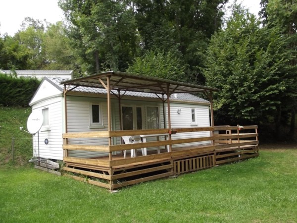 LES ECONOMIQUES - 2 chambres - TERRASSE COUVERTE 4/6 Pers. - Camping LE RUISSEAU