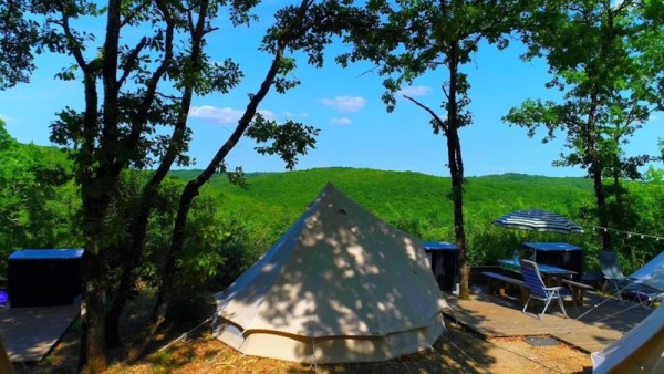 GLAMPING TENT - Two tents per pitch 2/4 Ppl. - Domaine de La Paille Basse