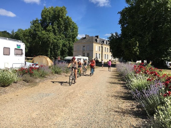 Castel Camping Château de Chanteloup