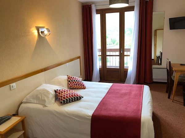 Room with balcony 2 Ppl. - Camping Les CERISIERS