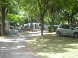 Nature Package (1 tent, caravan or motorhome / 1 car) without electricity 2/6 Ppl. - Flower CAMPING LES FAUVETTES