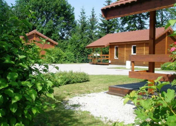 Chalet 35m² PMR - accessible aux personnes à mobilité réduite 2/5 Pers. - Camping Le Champ de Mars