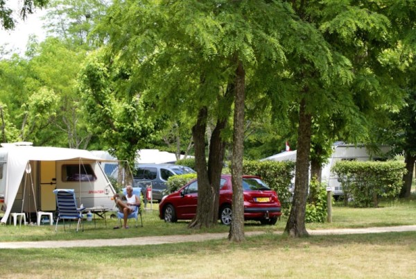 Emplacement Camping Key Europe Card (CKE) 2/6 Pers. - CAMPING LA ROUBINE