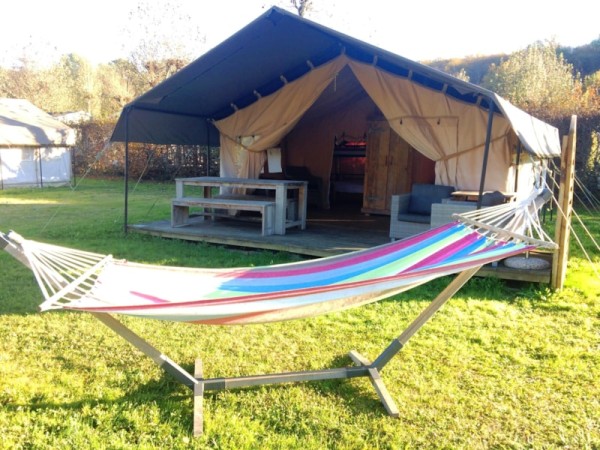 Tent Safari 35m² 4/5 Ppl. - Camping Le Pont de Mazerat