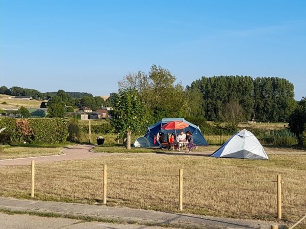 Pitch for tent in pedestrian zone 2/6 Ppl. - Camping Les Prés de la Mer