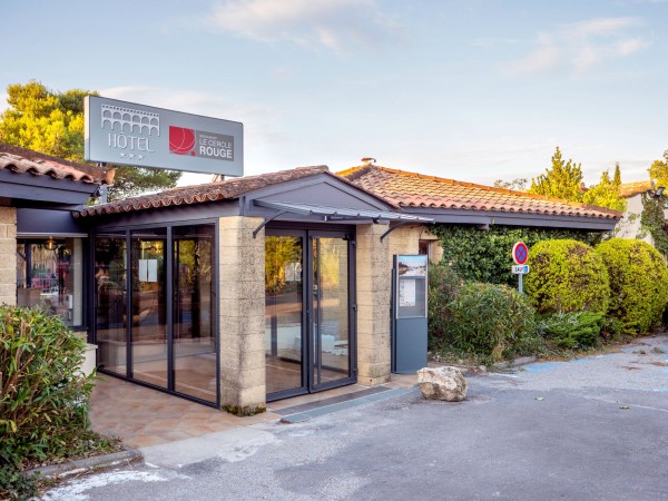 Hotel Uzes Pont Du Gard