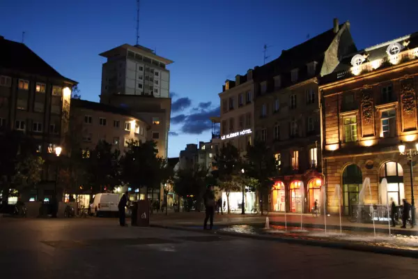 En plein coeur de Strasbourg, Le seul Hôtel Place Kléber...