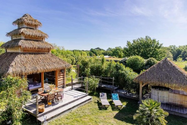 Cabane indonésienne avec spa 2/4 Ppl. - Domaine EcÔtelia